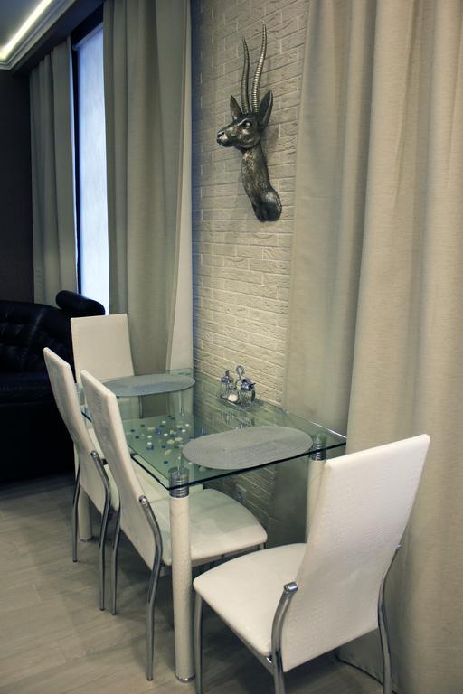 Swedish Apartment At Romanovskaia 22 Μινσκ Εξωτερικό φωτογραφία